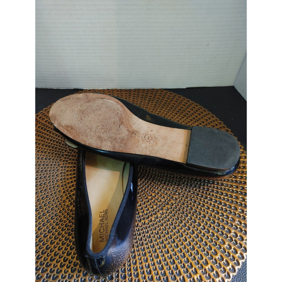 Michael Kors Seaport Flats Size 11M - Picture 6 of 7